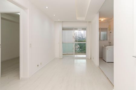 Sala de apartamento para alugar com 1 quarto, 38m² em Santo Amaro, São Paulo