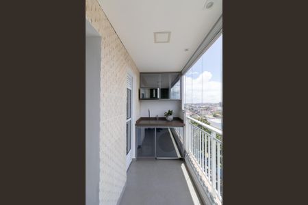Varanda Sala de apartamento à venda com 2 quartos, 46m² em Vila Carmosina, São Paulo