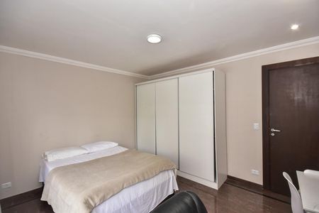 Quarto de apartamento para alugar com 2 quartos, 42m² em Jardim Leonor, São Paulo