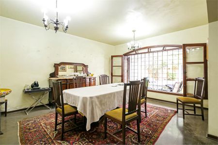 Casa à venda com 4 quartos, 579m² em Vila Cruzeiro, São Paulo