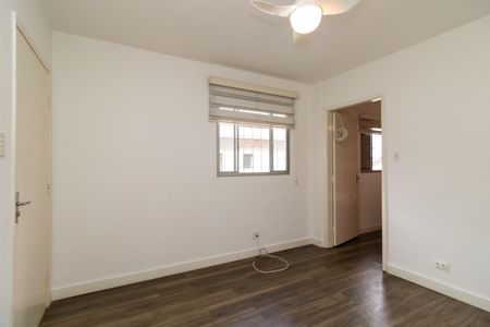 Sala de casa para alugar com 2 quartos, 120m² em Vila Ivone, São Paulo