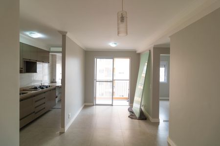 Salas de apartamento para alugar com 3 quartos, 60m² em Vila Satúrnia, Campinas