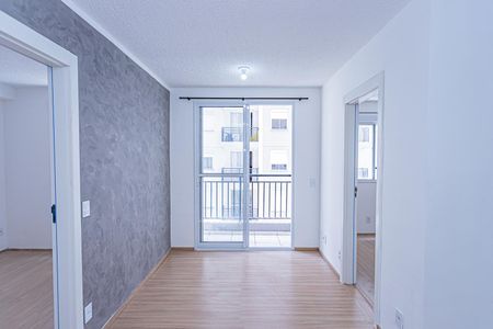 Sala, cozinha e área de serviço de apartamento para alugar com 2 quartos, 39m² em Vila Pirituba, São Paulo