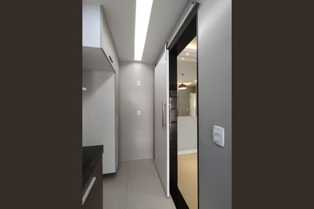 Apartamento para alugar com 74m², 2 quartos e 1 vagaCozinha - Armários