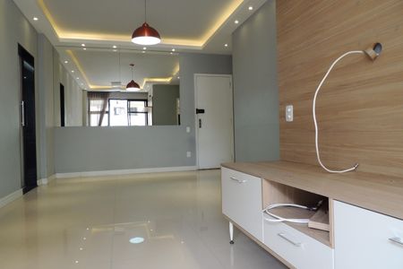 Sala de apartamento para alugar com 2 quartos, 74m² em Freguesia (jacarepaguá), Rio de Janeiro