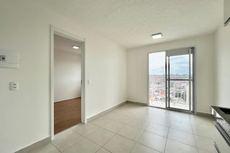 Sala de apartamento para alugar com 1 quarto, 30m² em Jardim Itacolomi, São Paulo