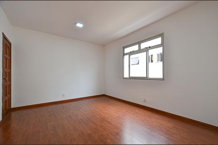 Sala Ambientes de apartamento para alugar com 3 quartos, 94m² em Palmares, Belo Horizonte