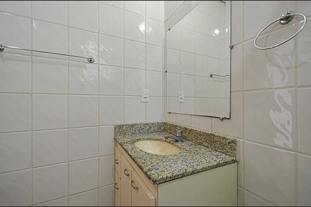 Apartamento para alugar com 94m², 3 quartos e 2 vagas Apartamento para alugar com 94m², 3 quartos e 2 vagasBanheiro Suite