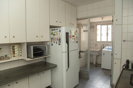 Apartamento para alugar com 92m², 2 quartos e 2 vagas Apartamento para alugar com 92m², 2 quartos e 2 vagasCozinha