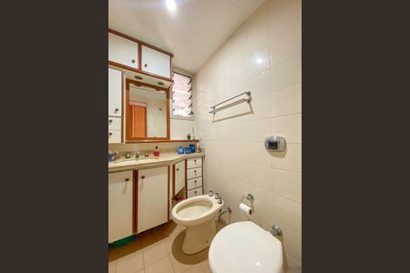 Apartamento para alugar com 92m², 2 quartos e 2 vagas Apartamento para alugar com 92m², 2 quartos e 2 vagasBanheiro da Suíte