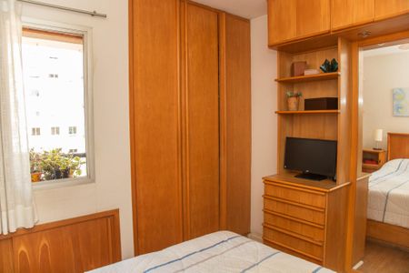 Quarto Suíte de apartamento à venda com 2 quartos, 92m² em Jardim das Acacias, São Paulo