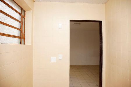 Cozinha + Área de Serviço de kitnet/studio para alugar com 1 quarto, 27m² em Centro Histórico, Porto Alegre