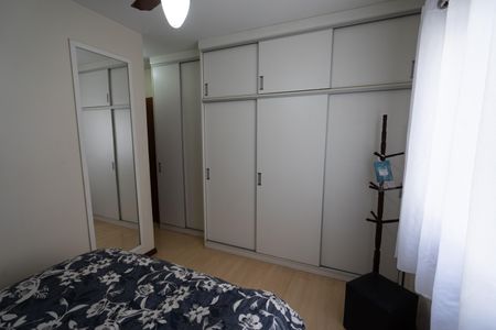 Quarto Suíte de apartamento à venda com 2 quartos, 79m² em Jardim Itu, Porto Alegre