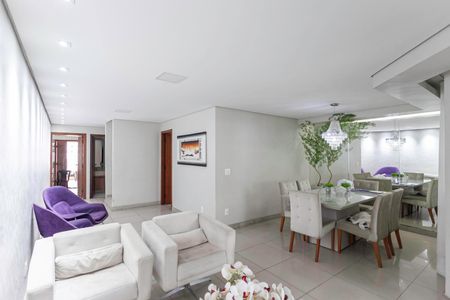 Sala de casa à venda com 4 quartos, 242m² em Jardim Atlântico, Belo Horizonte