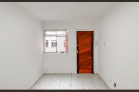 Apartamento para alugar com 42m², 2 quartos e 1 vagaSala