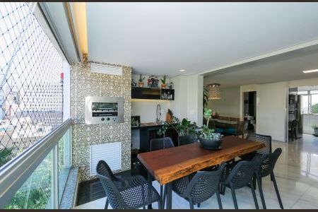 VARANDA GOURMET de apartamento à venda com 4 quartos, 165m² em Coracao de Jesus, Belo Horizonte