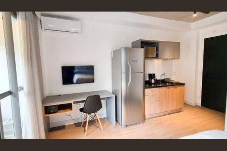 Suíte/ Cozinha   de kitnet/studio para alugar com 1 quarto, 25m² em Indianópolis, São Paulo