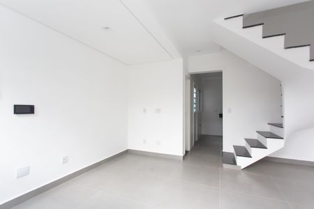 Sala de apartamento à venda com 2 quartos, 87m² em Itaquera, São Paulo