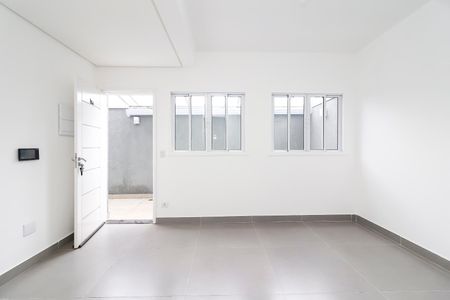 Sala de casa de condomínio à venda com 2 quartos, 87m² em Itaquera, São Paulo