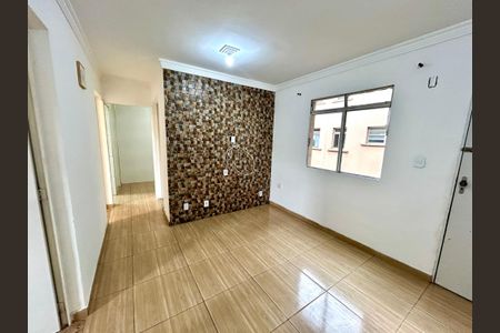 Sala de apartamento para alugar com 2 quartos, 45m² em Jardim Tranquilidade, Guarulhos