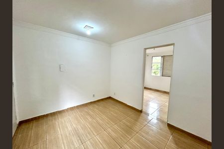 Sala de apartamento para alugar com 2 quartos, 45m² em Jardim Tranquilidade, Guarulhos