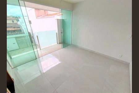 Sala de casa para alugar com 3 quartos, 105m² em Santa Amelia, Belo Horizonte