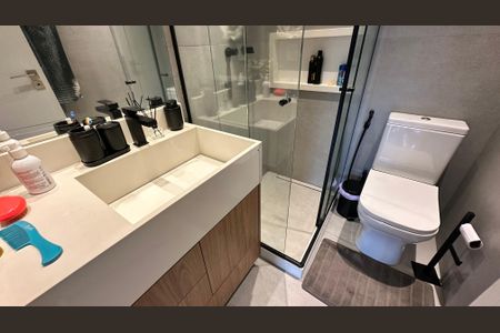 Casa de condomínio à venda com 400m², 4 quartos e 2 vagasBanheiro quarto 3