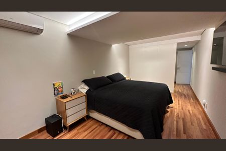 Casa de condomínio à venda com 400m², 4 quartos e 2 vagasQuarto 4