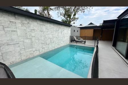 Casa de condomínio à venda com 400m², 4 quartos e 2 vagasPiscina