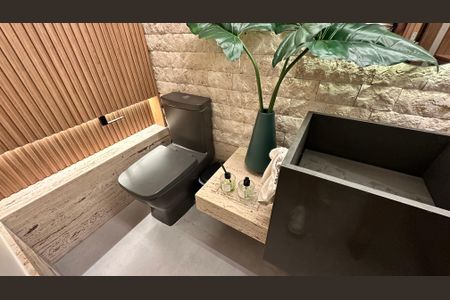 Casa de condomínio à venda com 400m², 4 quartos e 2 vagasLavabo