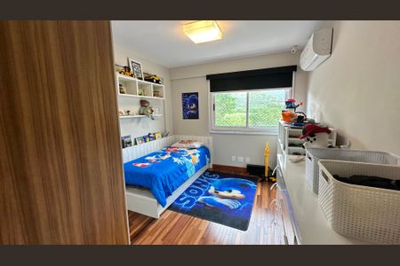 Casa de condomínio à venda com 400m², 4 quartos e 2 vagasQuarto 3