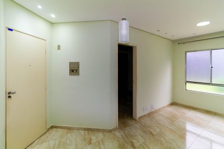 Sala de apartamento para alugar com 2 quartos, 49m² em São Lucas, São Paulo