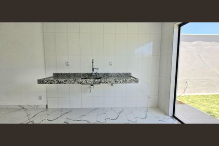 Casa à venda com 4 quartos, 152m² em Lundcéia, Lagoa Santa