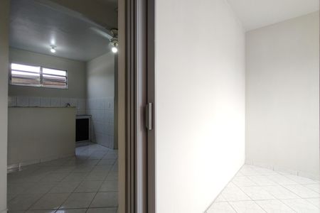 Sala/Quarto de apartamento para alugar com 1 quarto, 70m² em Jacarepaguá, Rio de Janeiro