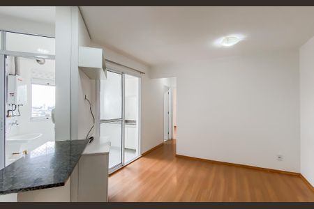 Sala de apartamento para alugar com 2 quartos, 54m² em Chácara Cruzeiro do Sul, São Paulo