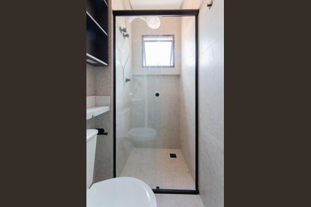 Banheiro de apartamento para alugar com 1 quarto, 36m² em Vila Monumento, São Paulo