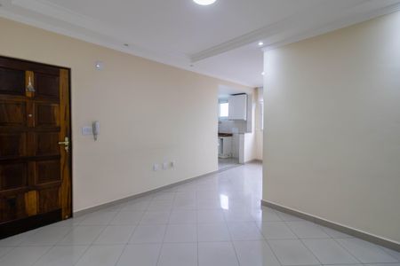 Sala de apartamento para alugar com 2 quartos, 60m² em Jardim Barbosa, Guarulhos