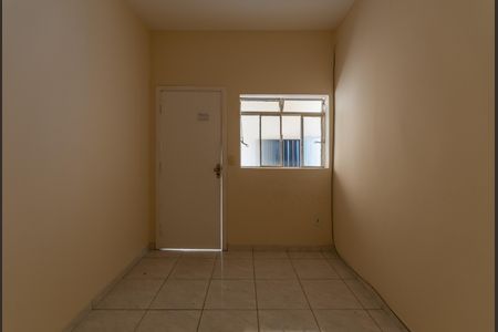 Sala de casa para alugar com 2 quartos, 65m² em Jardim dos Comerciários, Belo Horizonte