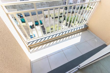 Varanda da Sala de apartamento para alugar com 2 quartos, 54m² em Vila Carmosina, São Paulo