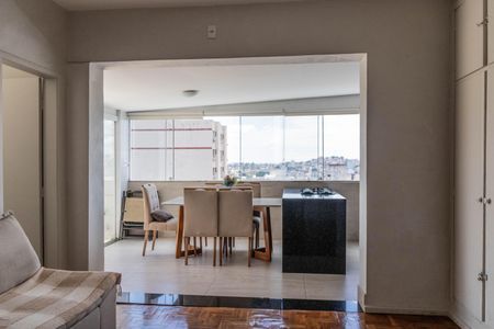 Sala de apartamento à venda com 1 quarto, 70m² em Barro Preto, Belo Horizonte