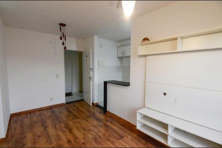 Sala de apartamento para alugar com 2 quartos, 47m² em Imperial de São Cristóvão, Rio de Janeiro