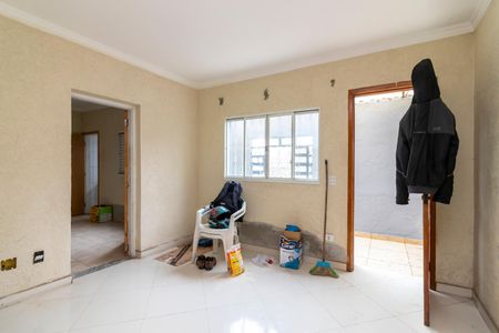 Sala de casa para alugar com 1 quarto, 48m² em Vila Romero, São Paulo
