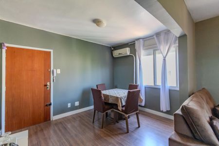 Sala de apartamento à venda com 2 quartos, 48m² em Santo Antônio, Porto Alegre
