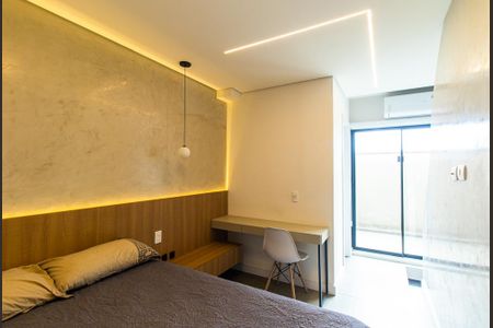 Quarto Suite de apartamento para alugar com 1 quarto, 37m² em Novo Mundo, Curitiba