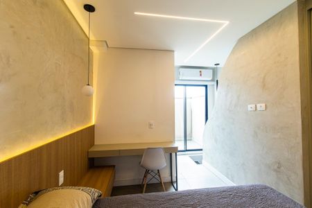 Quarto Suite de apartamento para alugar com 1 quarto, 37m² em Novo Mundo, Curitiba