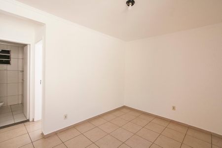 Sala de apartamento para alugar com 2 quartos, 85m² em Brasil, Uberlândia