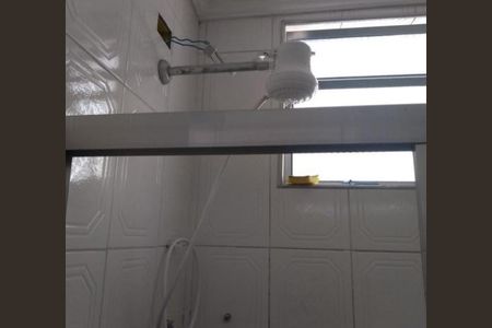 Banheiro de kitnet/studio à venda com 1 quarto, 22m² em República, São Paulo