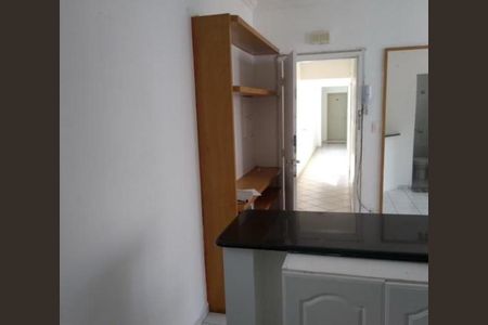 Cozinha de kitnet/studio à venda com 1 quarto, 22m² em República, São Paulo
