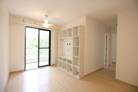 Sala de apartamento para alugar com 2 quartos, 65m² em Barra Olímpica, Rio de Janeiro