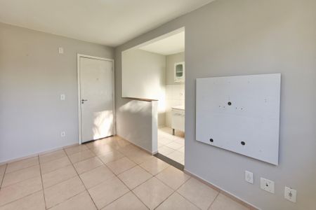 Sala de apartamento para alugar com 2 quartos, 43m² em Loteamento Parque São Martinho, Campinas